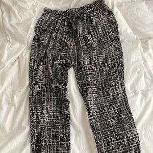 Urban outfitters pant size small